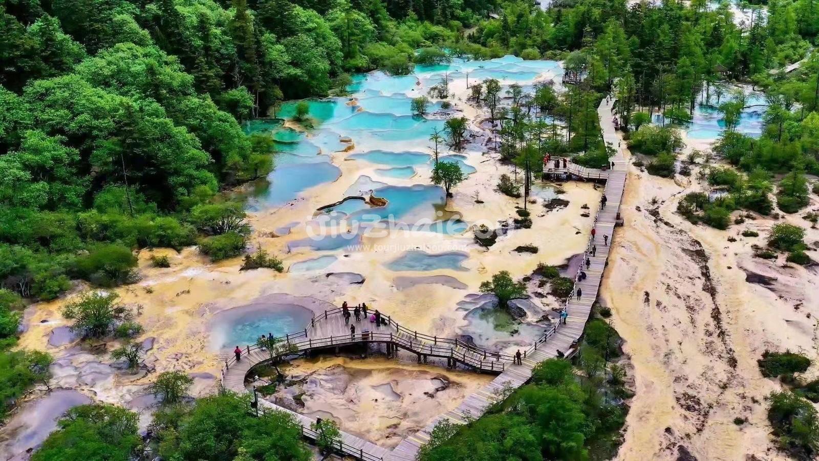 Huanglong National Park China
