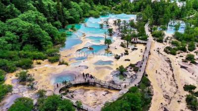 Huanglong National Park China