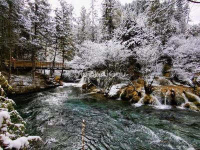 Jiuzhaigou December Trip