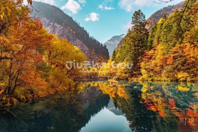 Jiuzhaigou October Foliage