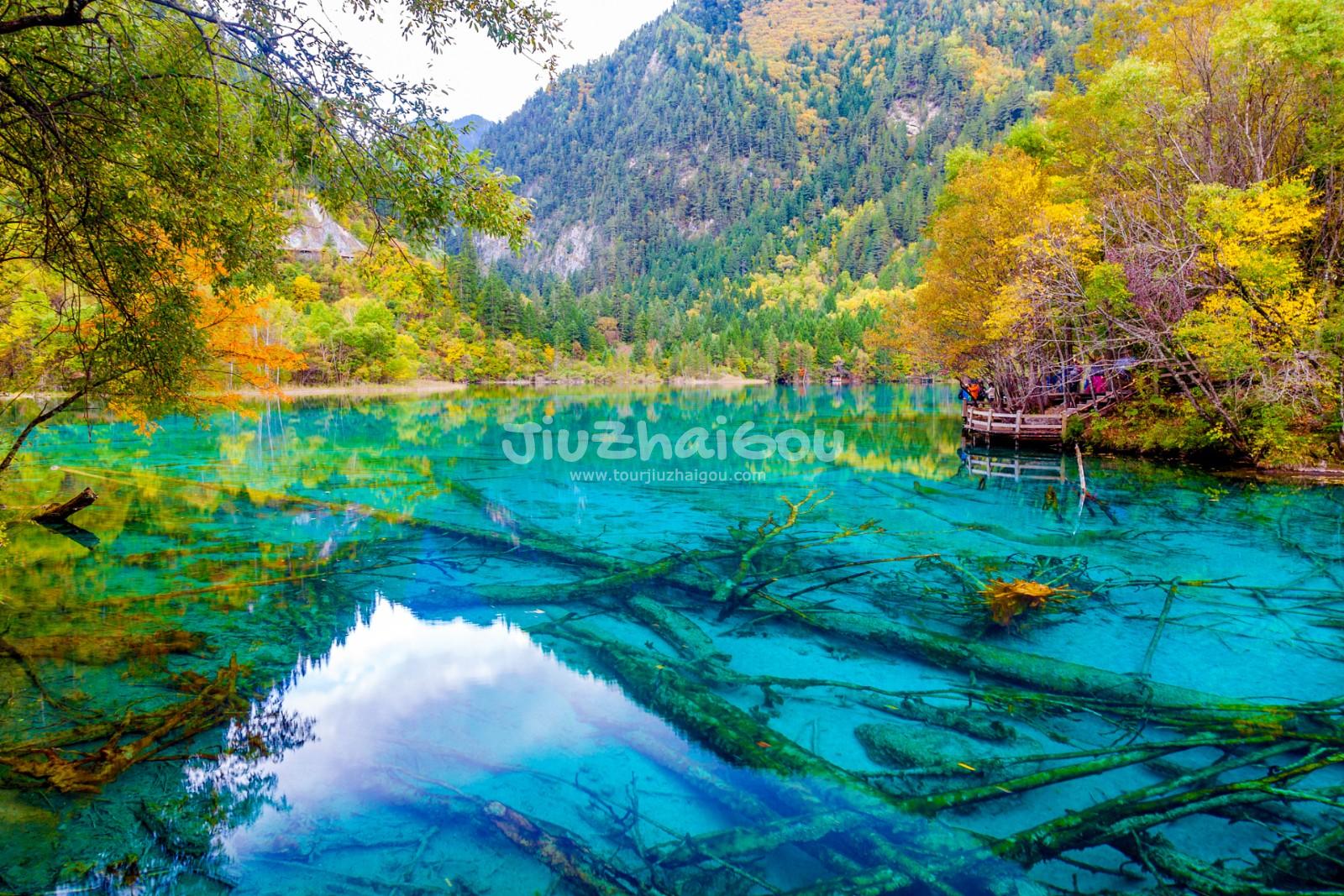 Jiuzhaigou in October