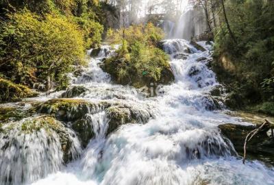 Autumn in Jiuzhaigou