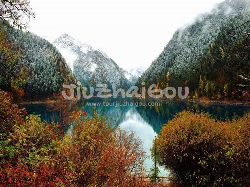 Autumn in Jiuzhaigou