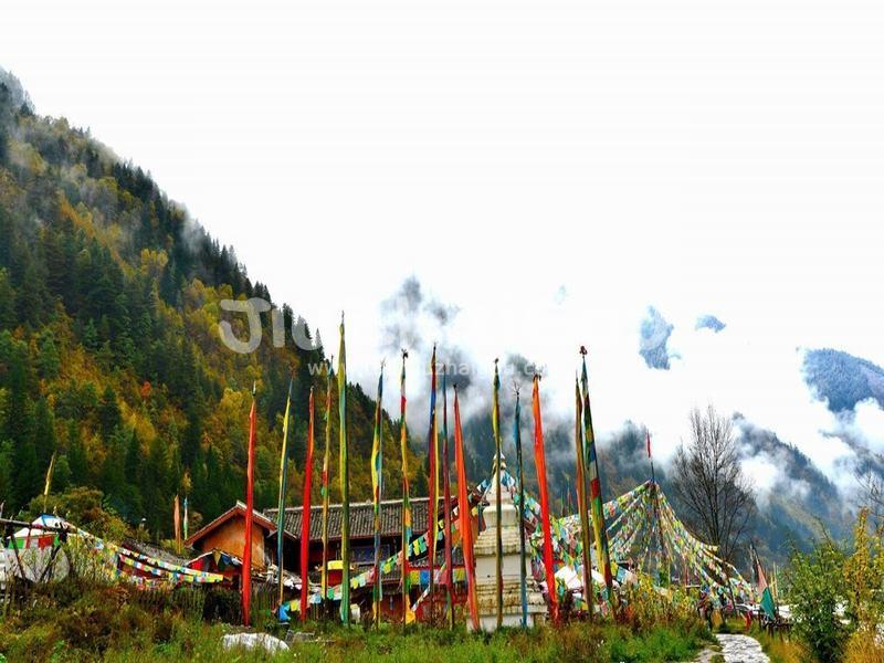 Autumn in Jiuzhaigou