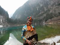 Beautiful Girls in Jiuzhaigou