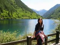 Beautiful Girls in Jiuzhaigou