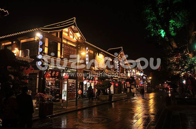 Chengdu Wenshufang Street beautiful night