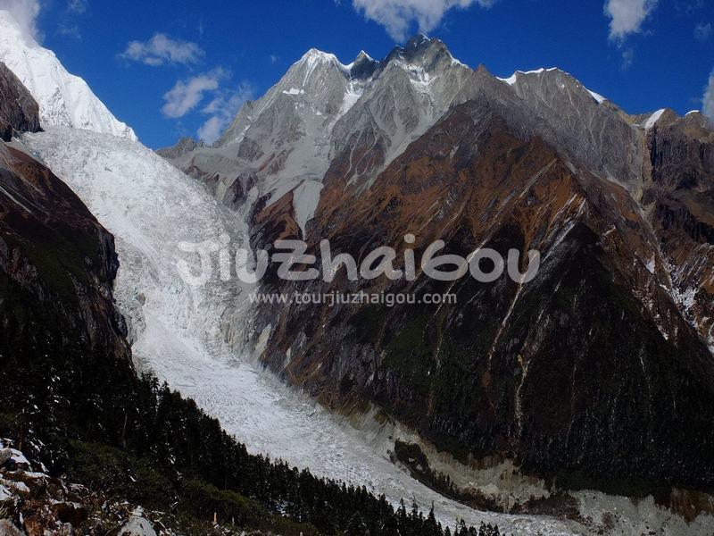 Hailuogou National Glacier Forest Park