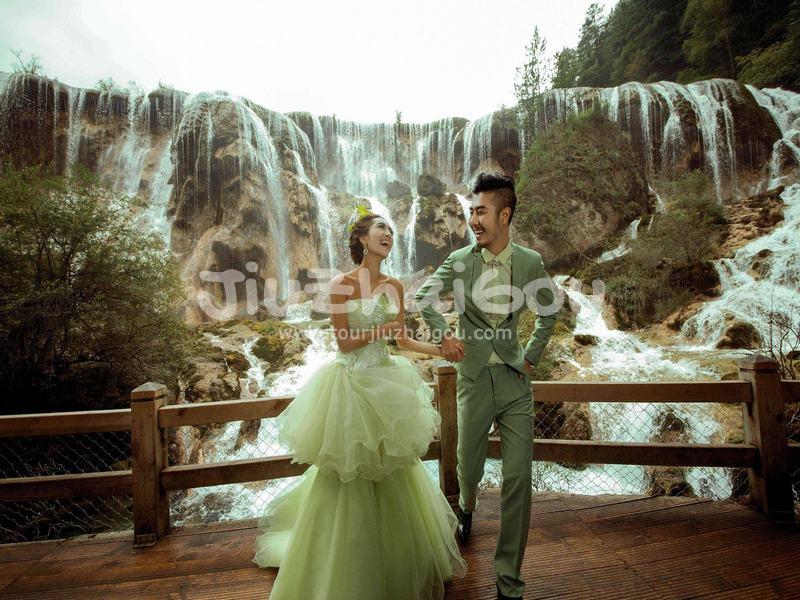  Jiuzhaigou Honeymoon Holiday 