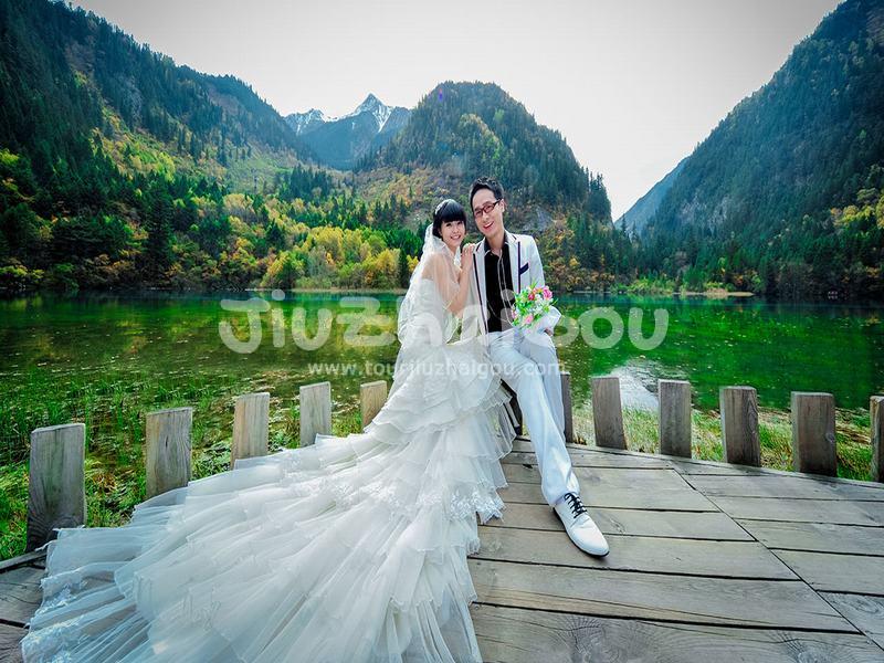 Honeymoon Tour in Jiuzhaigou