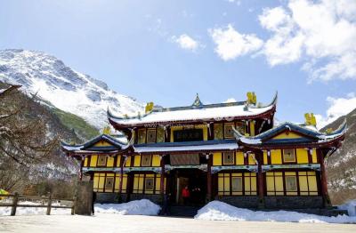 Huanglong Ancient Temple (Huanglong Housi)