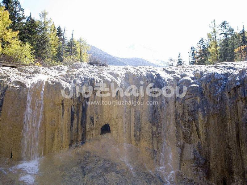 Xishen Cave in Huanglong