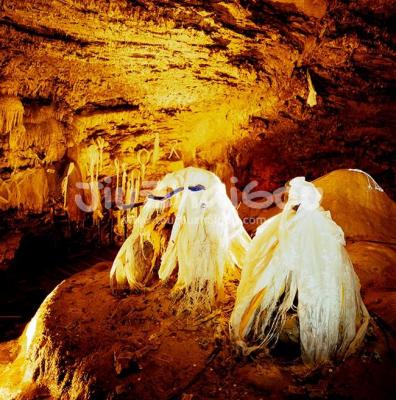 The Yellow Dragon Cave - Huanglong Valley