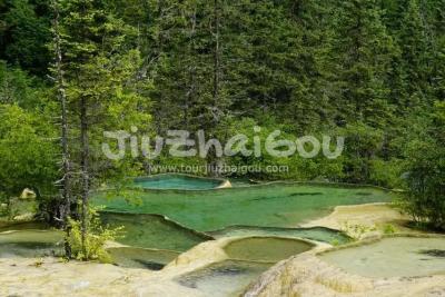 Guest-greeting Pools - Huanglong Valley