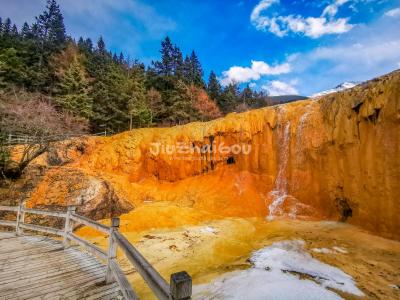 the Body Washing Cave in Yellow Dragon Valley