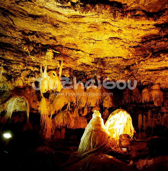 The Yellow Dragon Cave in Huanglong Valley