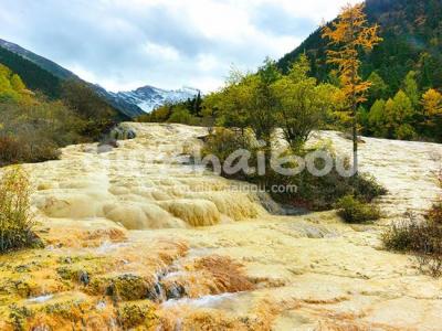 Golden Sand Pavement - Huanglong Valley, China