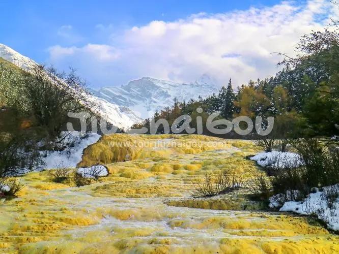 Huanglong Valley