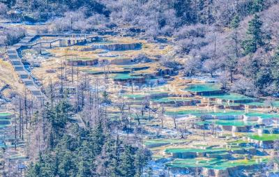 Flamboyant Pools - Huanglong Valley