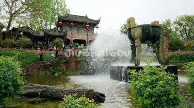 Chengdu Huanglongxi Town