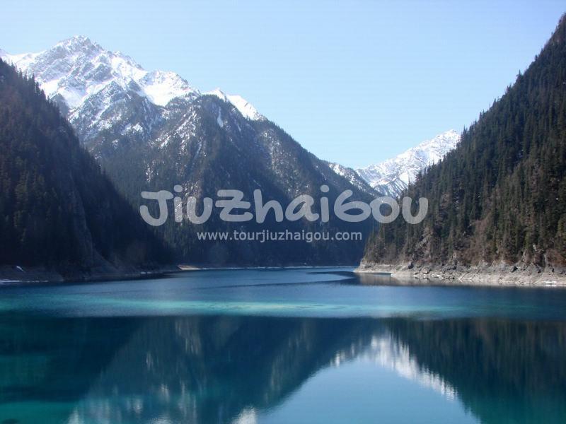 Jiuzhaigou in April 