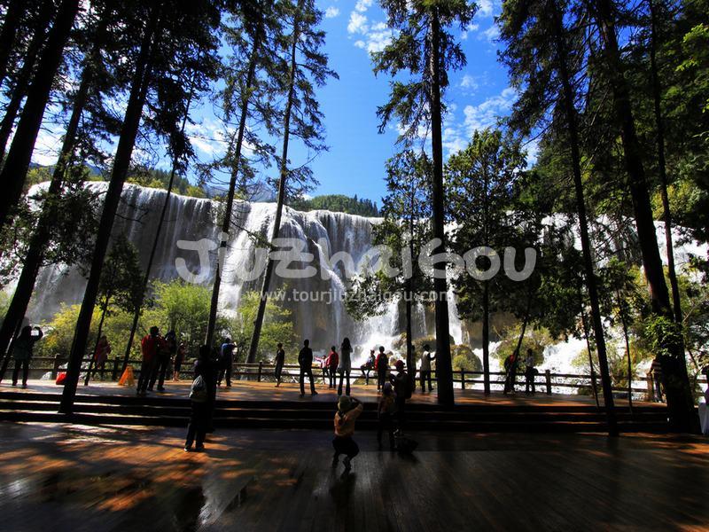Jiuzhaigou in August 