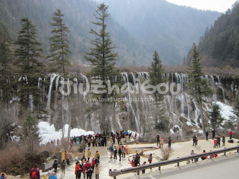 Jiuzhaigou in February