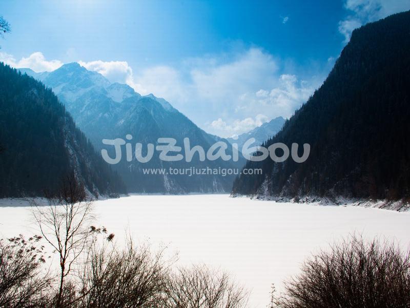 Jiuzhaigou in January