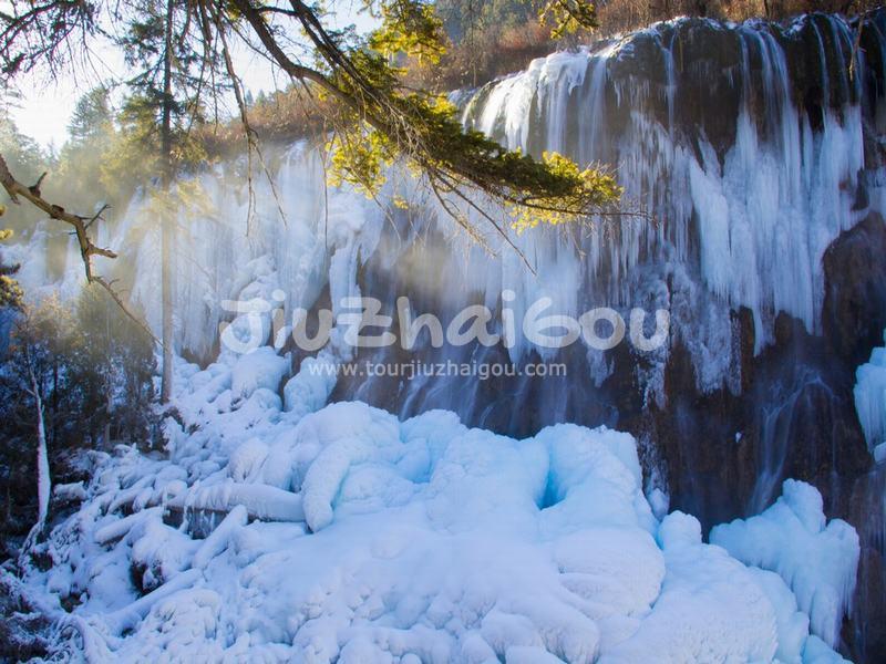 Jiuzhaigou in January