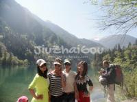 Tour Jiuzhaigou in May 