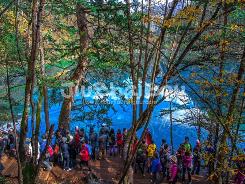 Jiuzhaigou in October