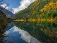 Jiuzhaigou in October