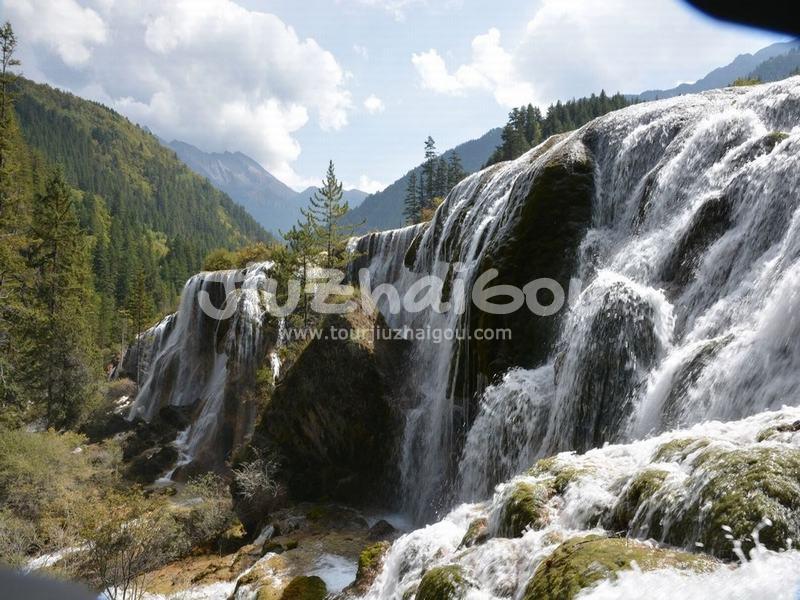 Jiuzhaigou in October