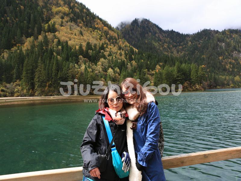 Jiuzhaigou National Park Tour