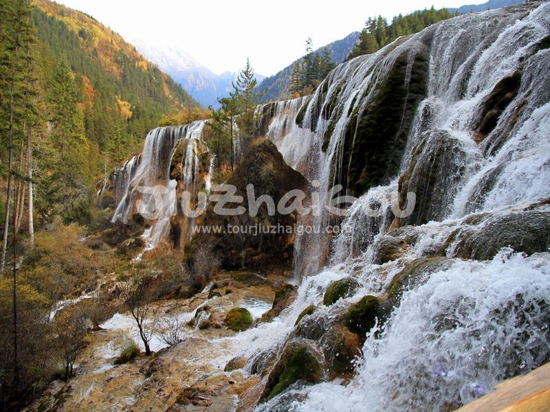 Jiuzhaigou National Park Waterfall
