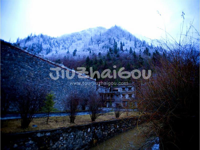 Jiuzhaigou Snowscape