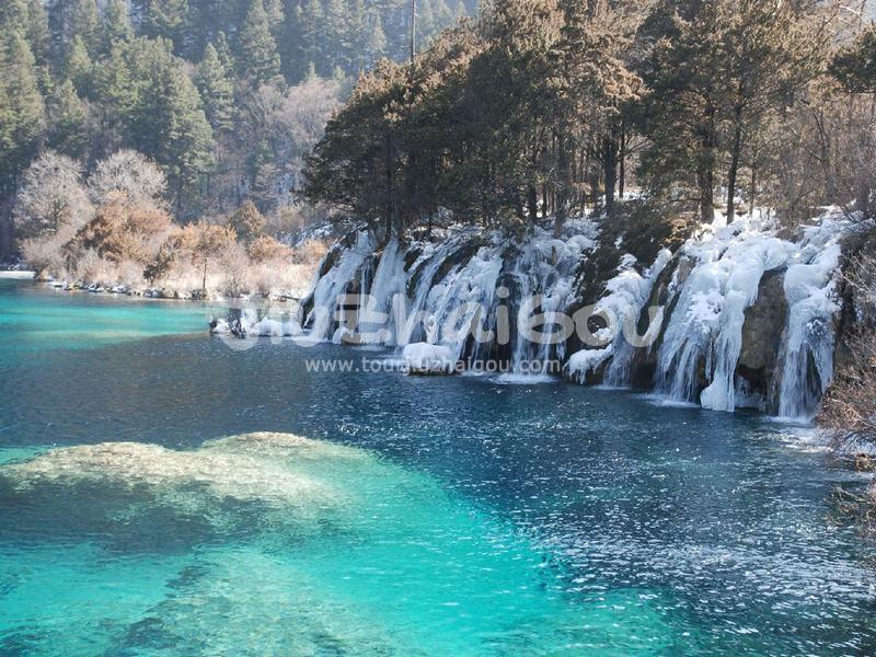 Jiuzhaigou Snowscape