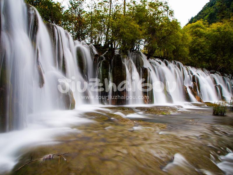 Panda Lake Waterfalls