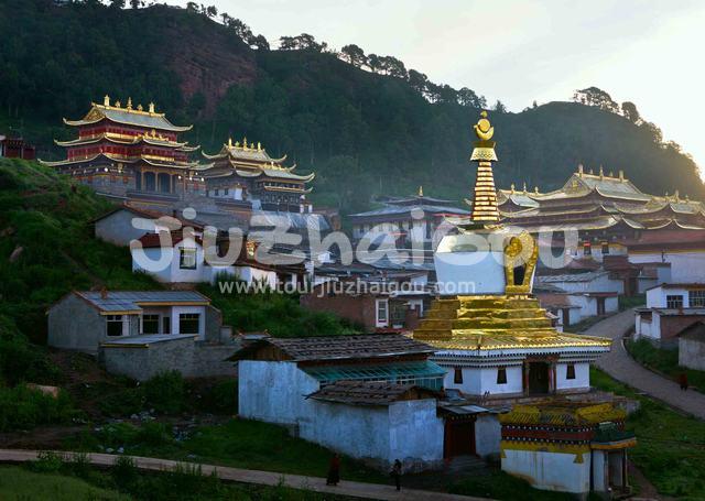 Langmusi Temple