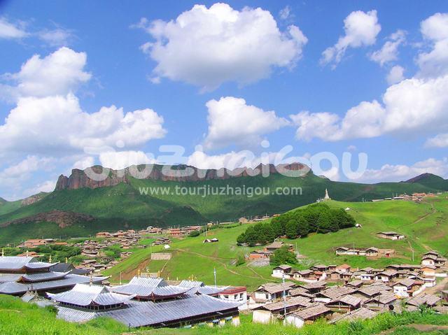 Langmusi Village