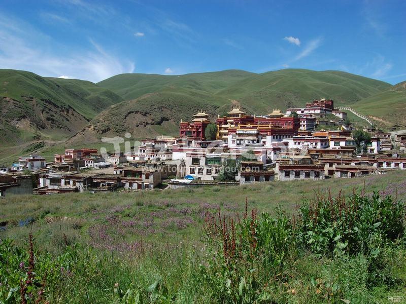 Litang Temple