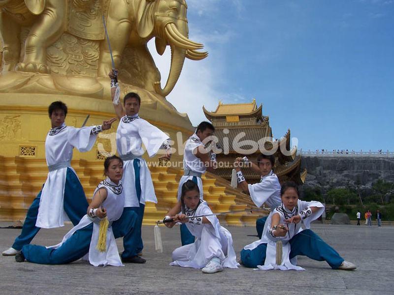 Mount Emei 