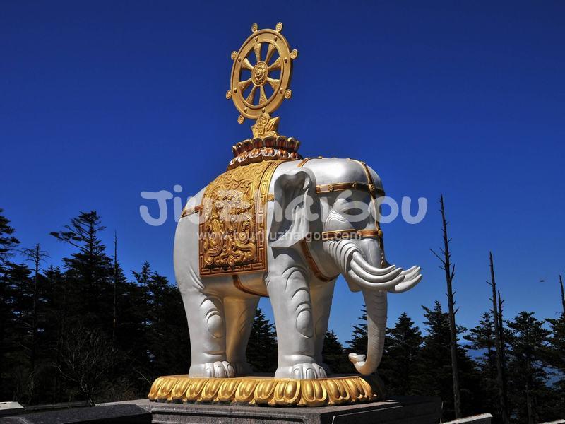 Mount Emei 