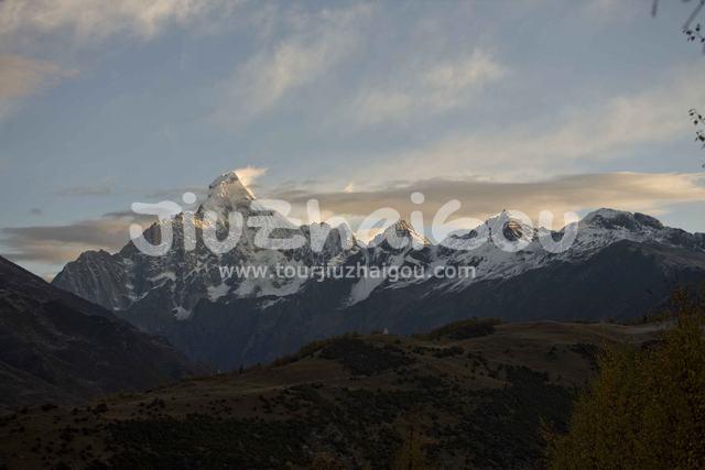 Autumn in Mount Siguniang