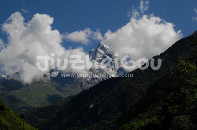 Mysterious Mount Siguniang