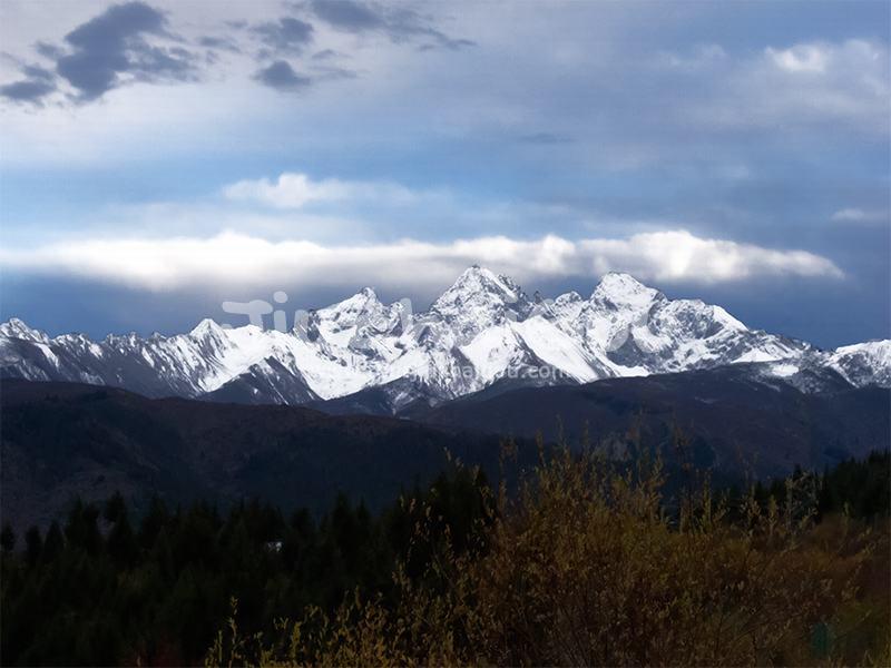 Mountains and Mountain Ranges of Jiuzhaigou National Park