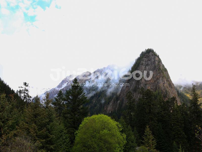 Mountains and Mountain Ranges of Jiuzhaigou National Park