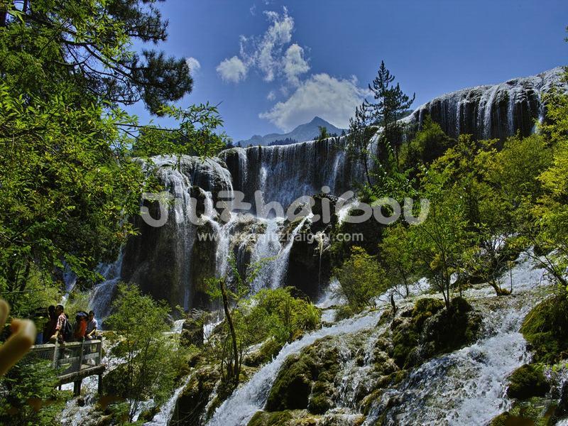 Pearl Shoal Waterfall