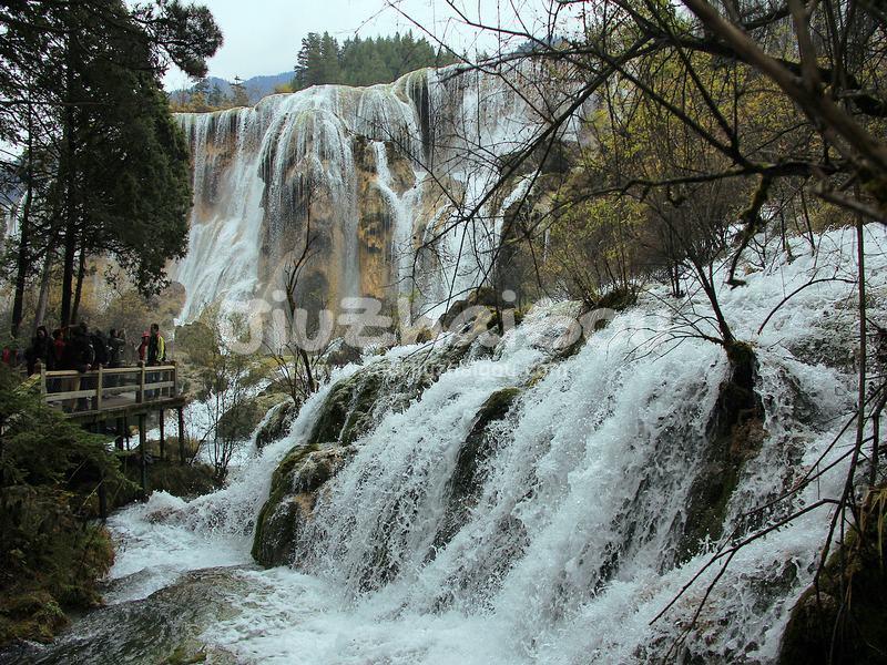 Pearl Shoal Waterfall