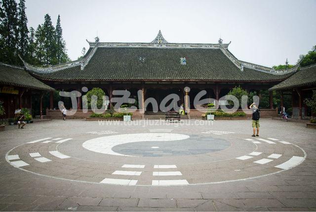 Qingyang Taoist Temple Taiji Diagram